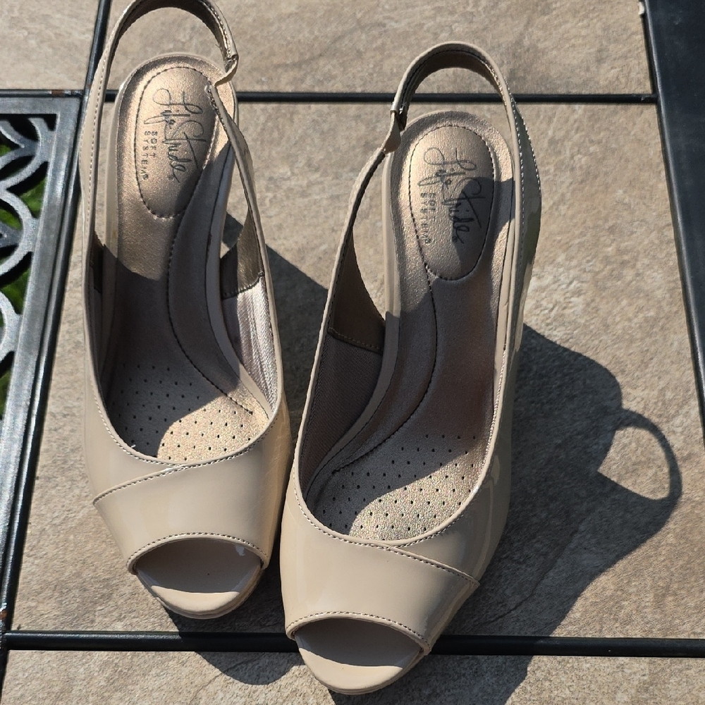 Life Stride Cream Heels with Slingback
